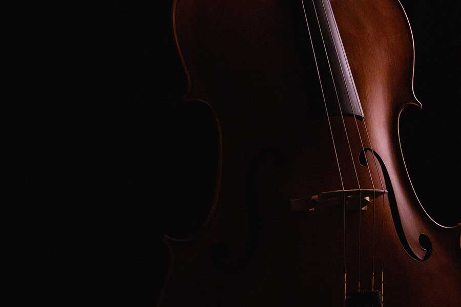 Photo of a cello 
