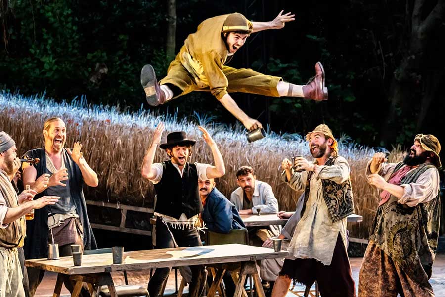 "Fiddler on the Roof" promo image